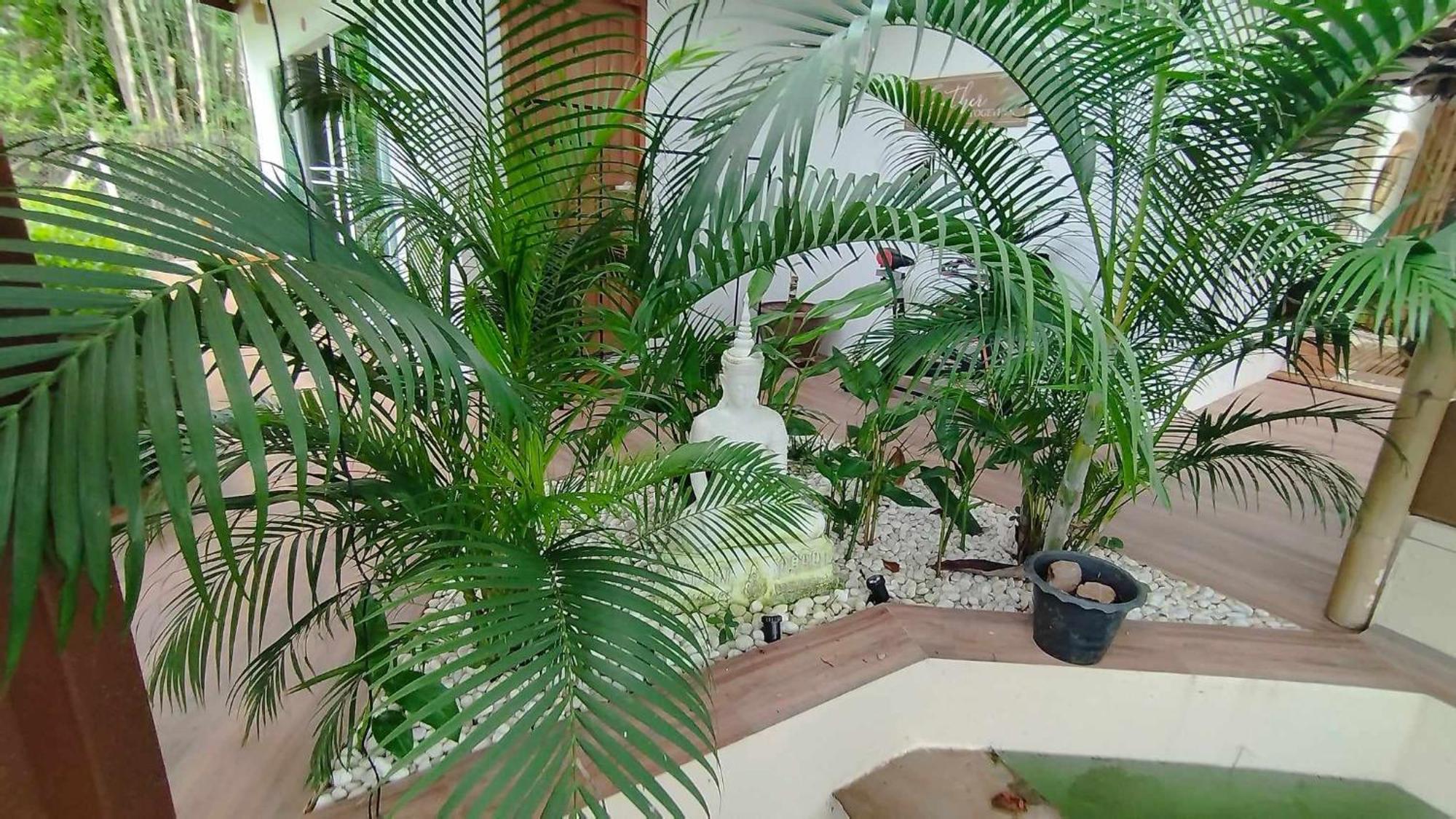 La Villa De Madame Su Чиангмай Екстериор снимка